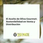 Botella de AOVE gourmet en campo de olivos, símbolo de calidad y compromiso sostenible para el mercado B2B.